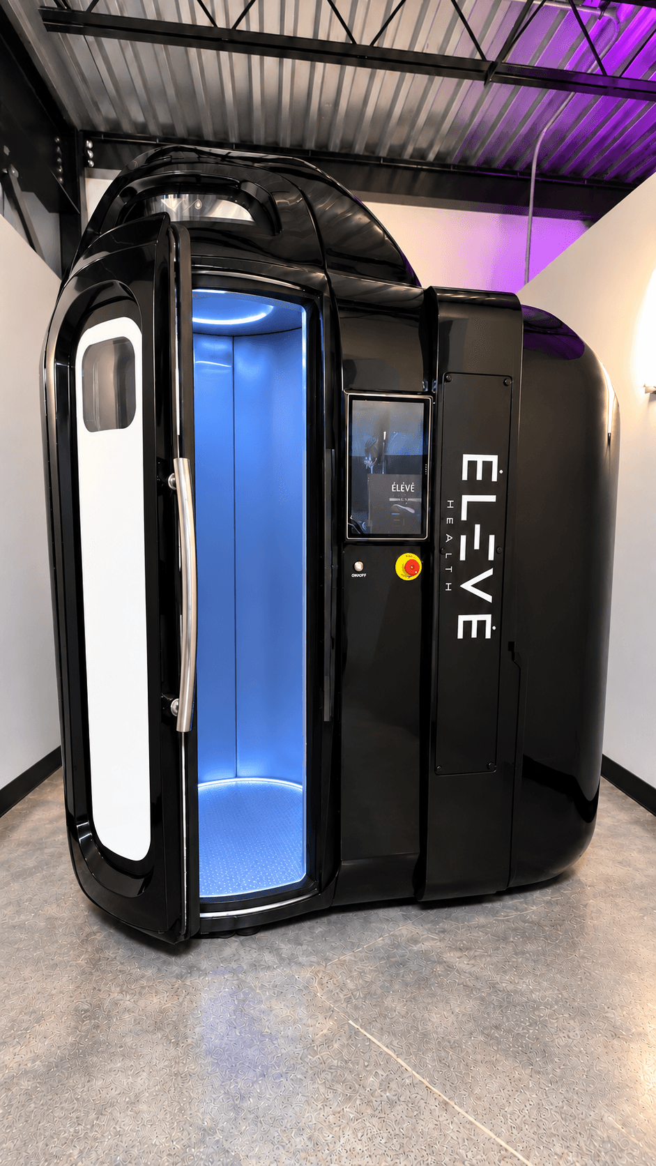 Whole-body cryotherapy chamber at Eleve Longevity inside Aptare Labs